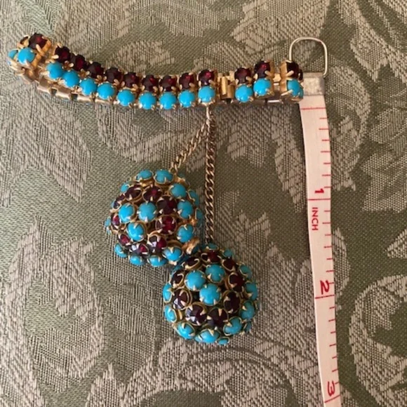 Vintage Signed Hattie Carnegie Bracelet
